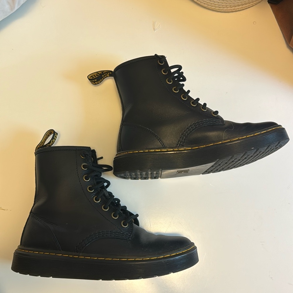 Doc Martens 1460 size 36 WORN ONCE fits like a size 6